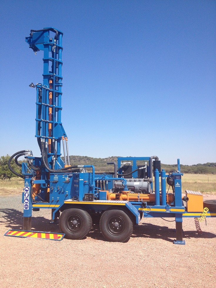 TT300 Trailer Drill Rig